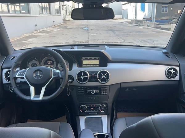 奔驰GLK级 2015款 GLK 260 4MATIC 动感型 极致版