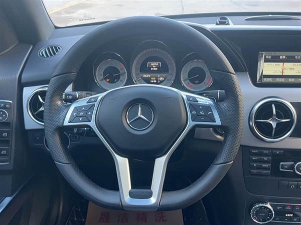 奔驰GLK级 2015款 GLK 260 4MATIC 动感型 极致版