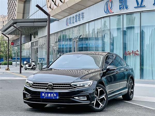 迈腾 2024款 200万辆众享款 330TSI DSG豪华型