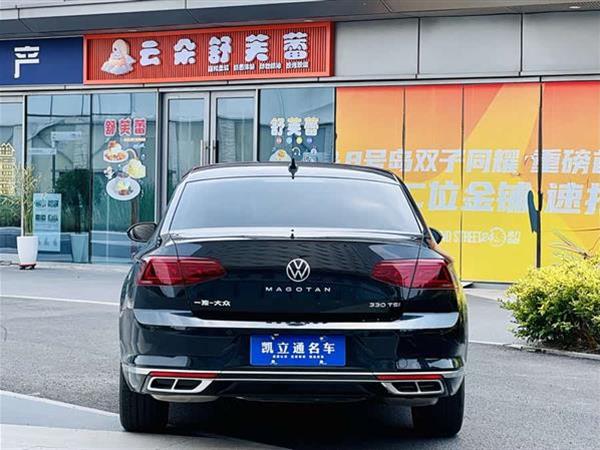 迈腾 2024款 200万辆众享款 330TSI DSG豪华型