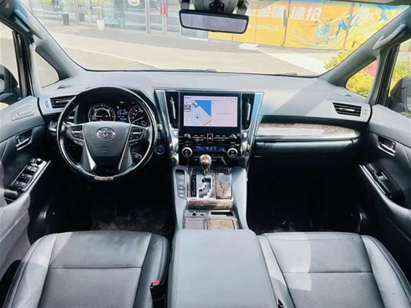 埃尔法 2020款 双擎 2.5L 尊贵版