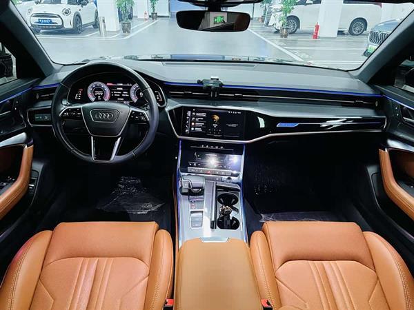 奥迪A6L 2022款 45 TFSI quattro 臻选动感型