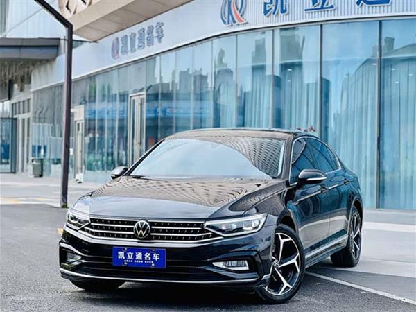 迈腾 2023款 200万辆纪念版 330TSI DSG豪华型