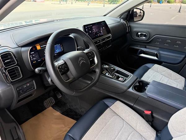 天逸 C5 AIRCROSS 2023款 400THP 纵擎版