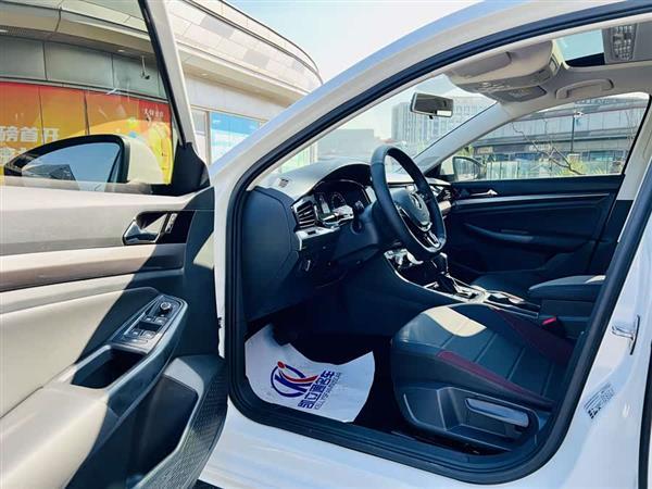 宝来 2020款 1.5L 自动舒适型