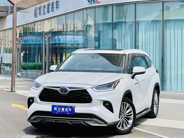 汉兰达 2022款 双擎 2.5L 四驱尊贵版 7座