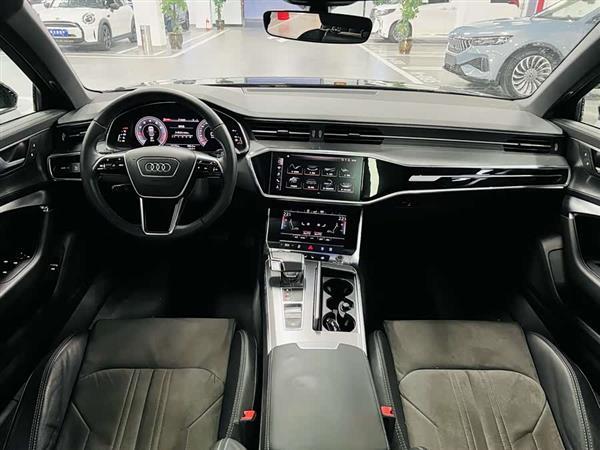 奥迪A6L 2019款 45 TFSI 臻选动感型
