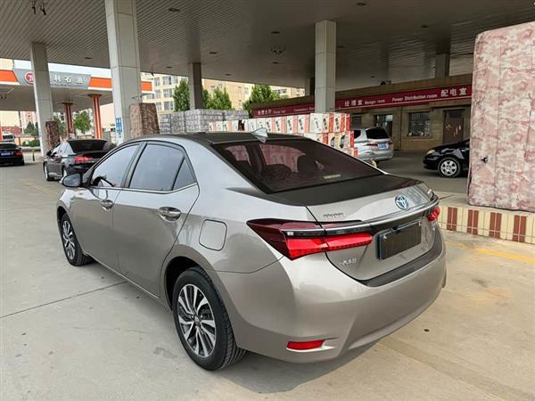 卡罗拉 2017款 改款双擎 1.8L E-CVT领先版