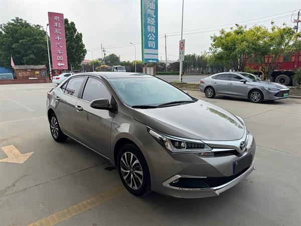 卡罗拉 2017款 改款双擎 1.8L E-CVT领先版
