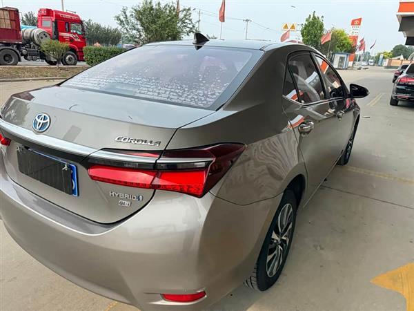 卡罗拉 2017款 改款双擎 1.8L E-CVT领先版
