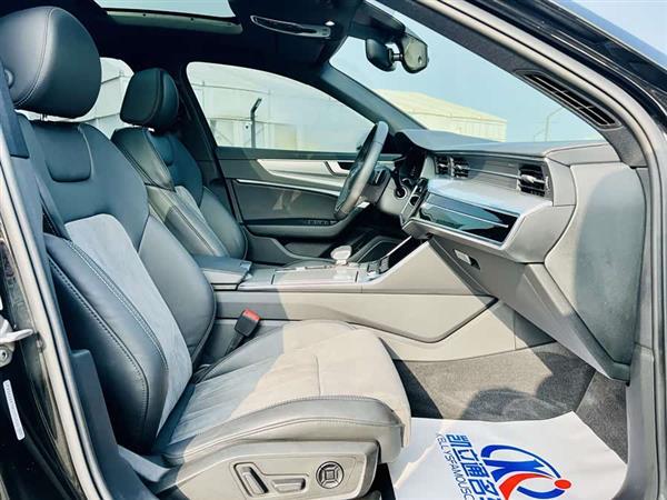 奥迪A6L 2022款 40 TFSI 豪华动感型
