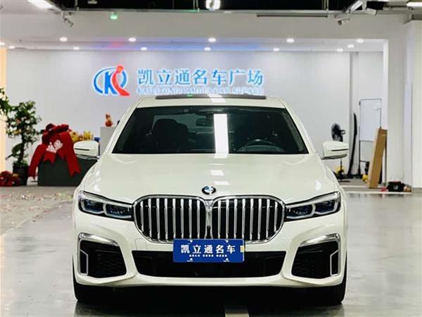 宝马7系 2022款 740Li xDrive 行政型 M运动套装
