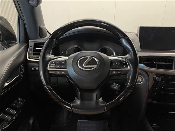 雷克萨斯LX 2019款 570 尊贵豪华版