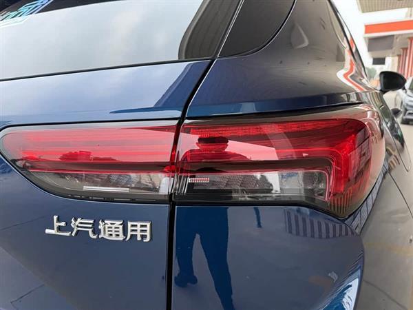 昂科威S 2022款 改款 昂科威S GS 两驱智享运动型