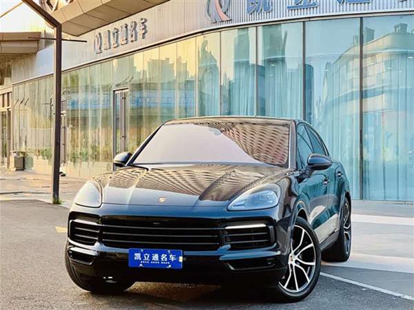 Cayenne 2023款 Cayenne Coupé 3.0T 铂金版