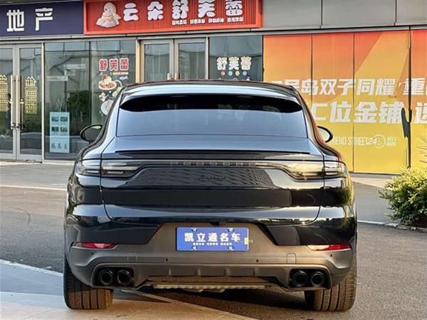 Cayenne 2023款 Cayenne Coupé 3.0T 铂金版