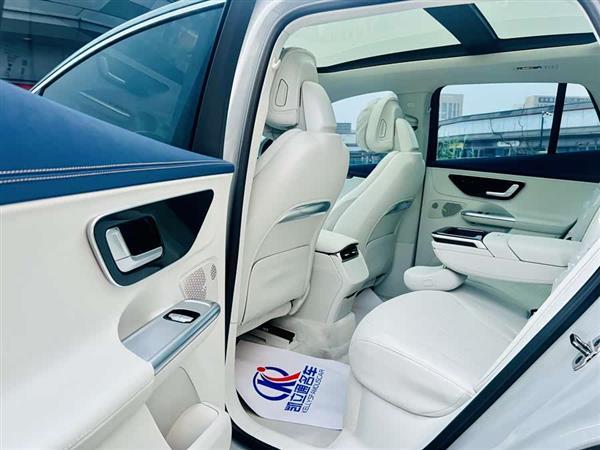 奔驰EQE SUV 2023款 350 4MATIC 先锋版