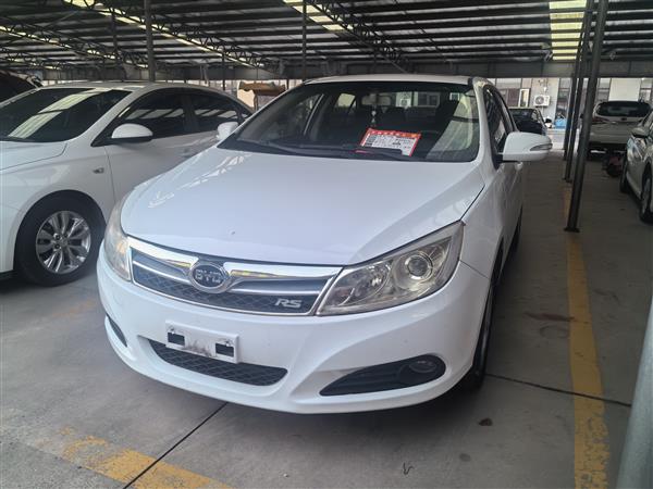 比亚迪 速锐 2015款 1.5L 手动豪华型