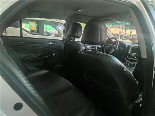 比亚迪 速锐 2015款 1.5L 手动豪华型