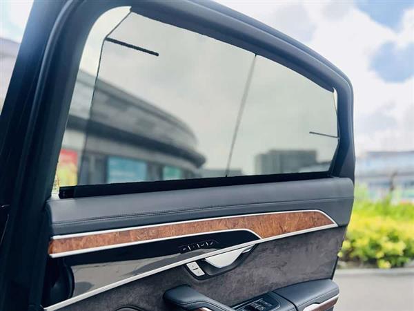 奥迪A8 2018款 A8L 55 TFSI quattro豪华型