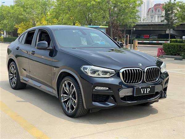 宝马X4 2019款 xDrive25i M越野套装