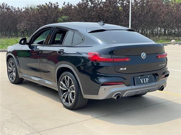宝马X4 2019款 xDrive25i M越野套装