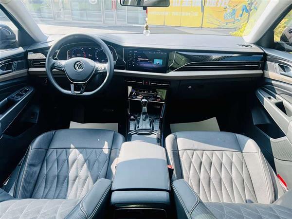 帕萨特 2021款 330TSI 豪华版