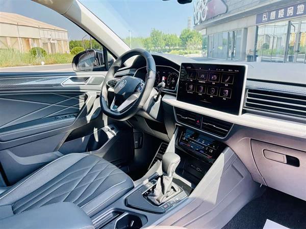途观L 2022款 330TSI 自动两驱R-Line越享版