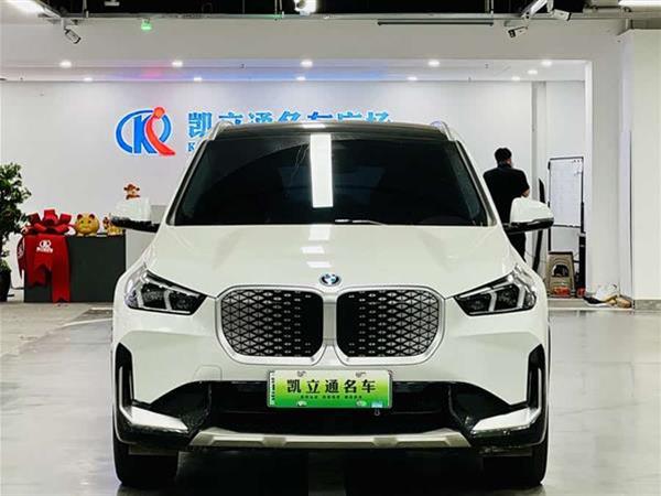 宝马iX1 2023款 eDrive25L X设计套装