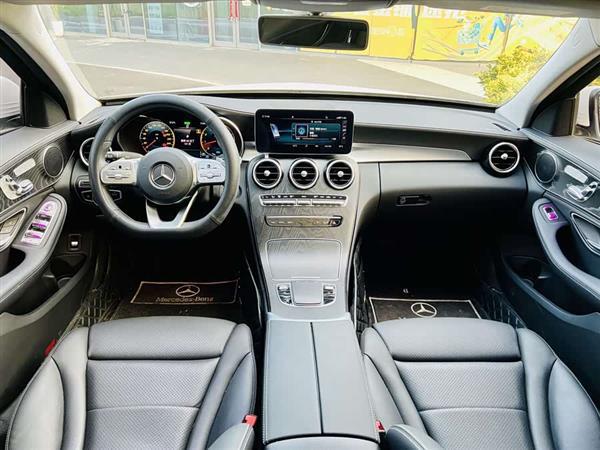 奔驰C级 2020款 改款 C 260 L 运动版