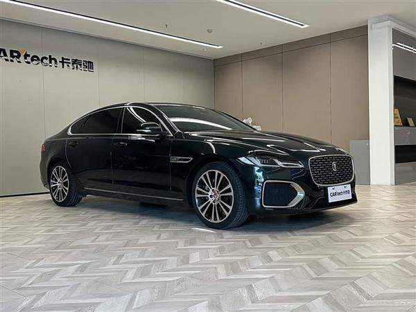 捷豹XFL 2024款 2.0T P250 两驱尊享豪华版
