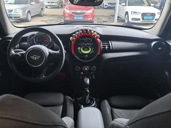 MINI 2016款 1.5T COOPER 五门版