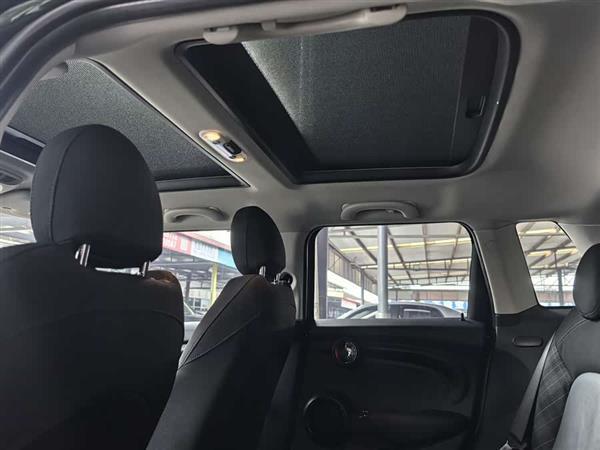 MINI 2016款 1.5T COOPER 五门版