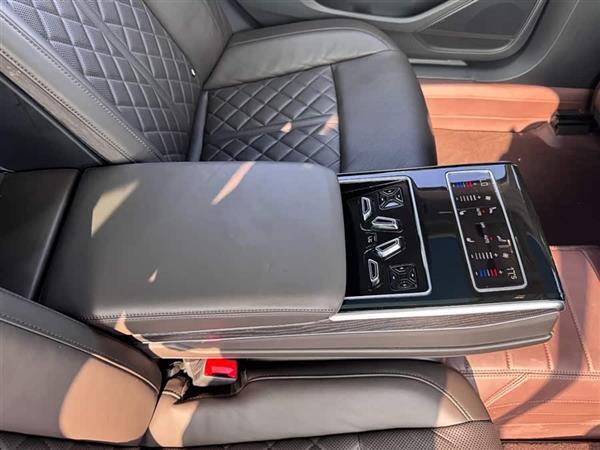 奥迪A8 2021款 A8L 50 TFSI quattro 舒适型