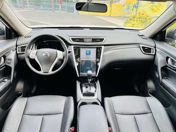 奇骏 2014款 2.5L CVT豪华版 4WD