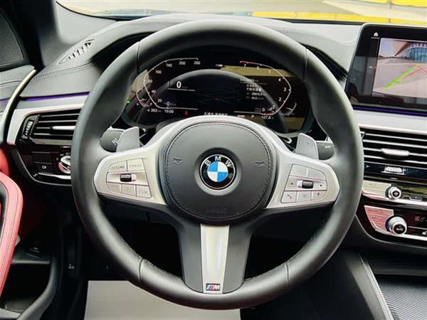 宝马5系 2022款 改款二 530Li 领先型 M运动套装