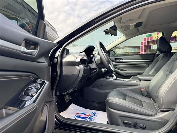 天籁 2021款 2.0L XL 舒适版