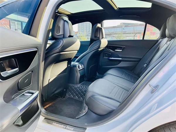奔驰C级 2022款 C 260 L 运动版