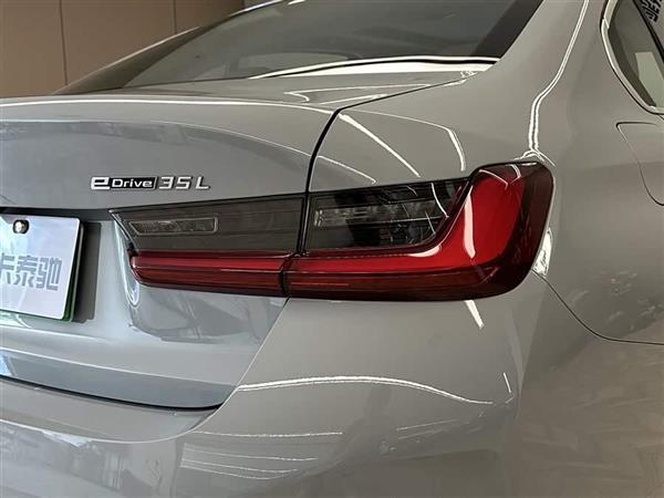 宝马i3 2025款 eDrive 35 L