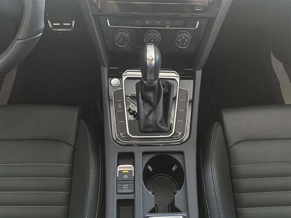 迈腾 2024款 200万辆众享款 280TSI DSG舒适型