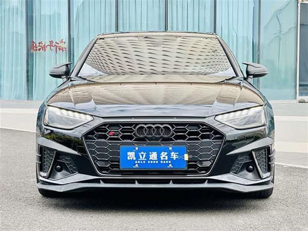 奥迪S4 2023款 S4 3.0TFSI