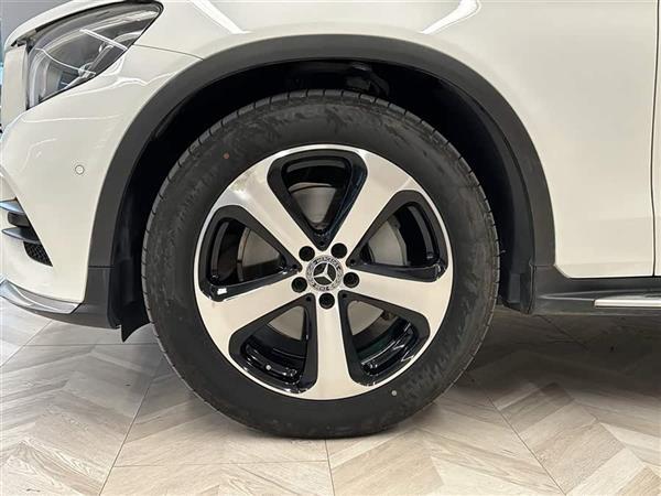 奔驰GLC 2018款 GLC 260 4MATIC 豪华型