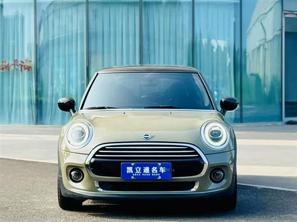 MINI 2019款 1.5T COOPER 艺术家