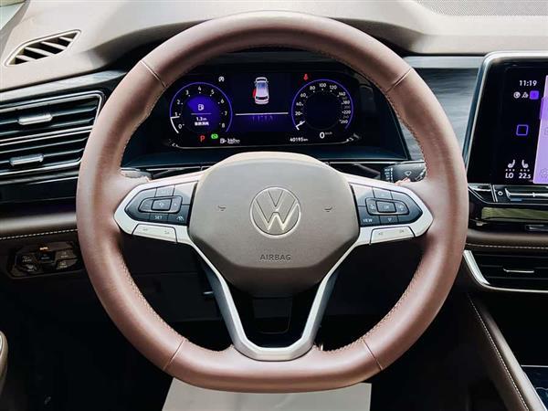 威然 2022款 380TSI 尊贵版