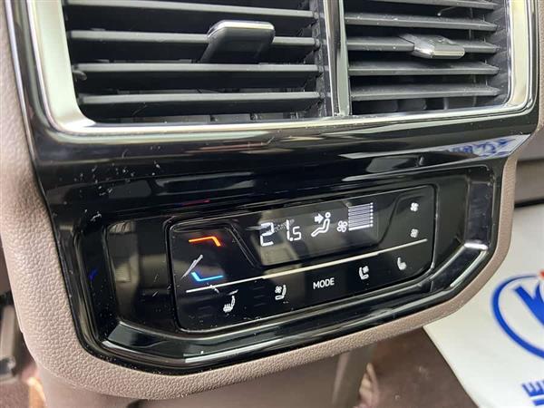 威然 2022款 380TSI 尊贵版