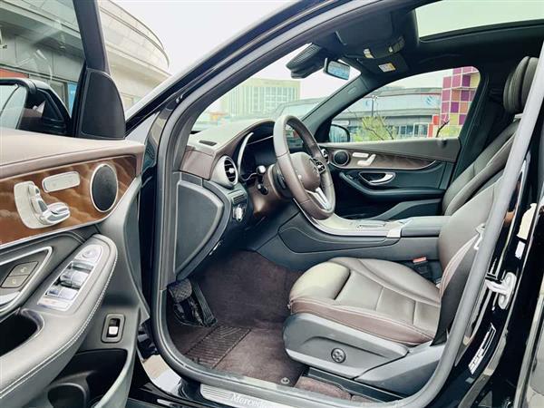 奔驰GLC 2020款 改款 GLC 300 L 4MATIC 动感型