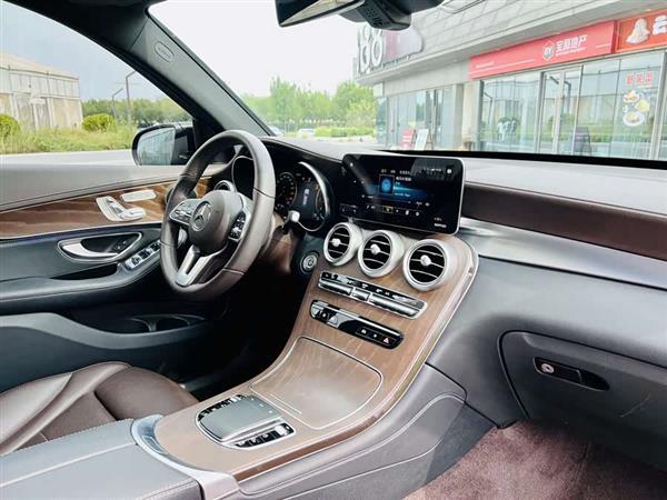 奔驰GLC 2020款 改款 GLC 300 L 4MATIC 动感型