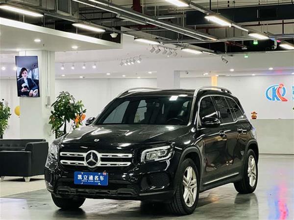 奔驰GLB 2021款 GLB 200 动感型