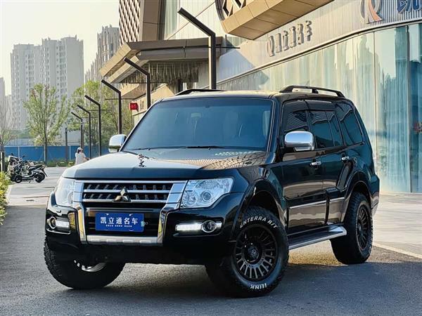 帕杰罗(进口)V97 2018款 3.8L 中东版