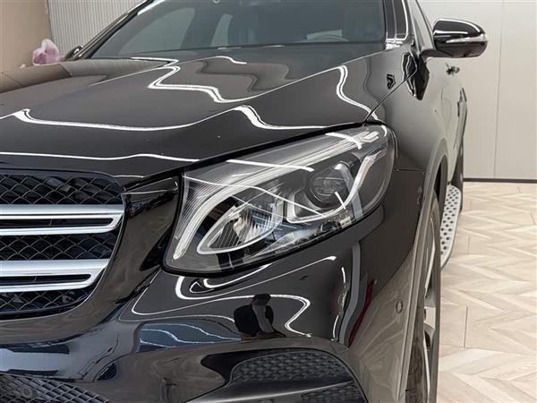 奔驰GLC 2018款 GLC 260 4MATIC 豪华型